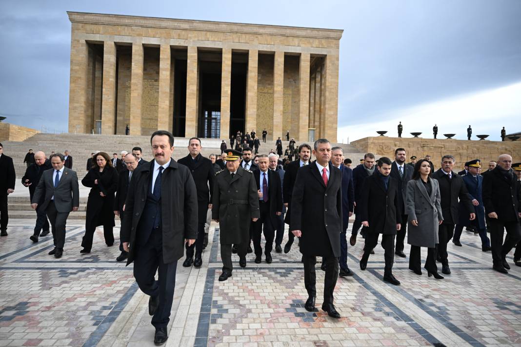 İkinci Cumhurbaşkanı İsmet İnönü 51. ölüm yılında Anıtkabir’de mezarı başında anıldı 19